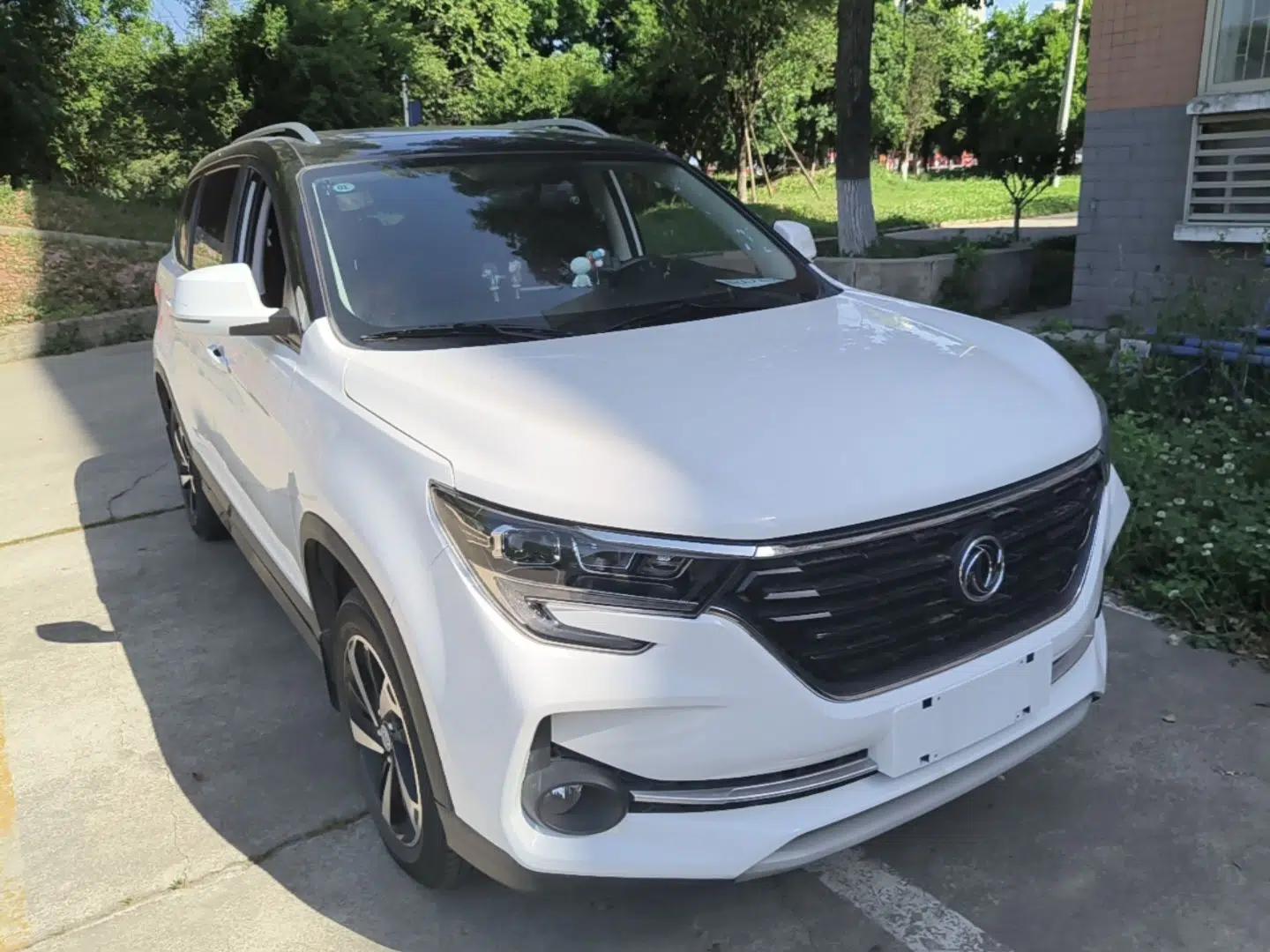 FORTHING T5 2020 1.6L Manual Luxury Model China VI Standard — миниатюра 3