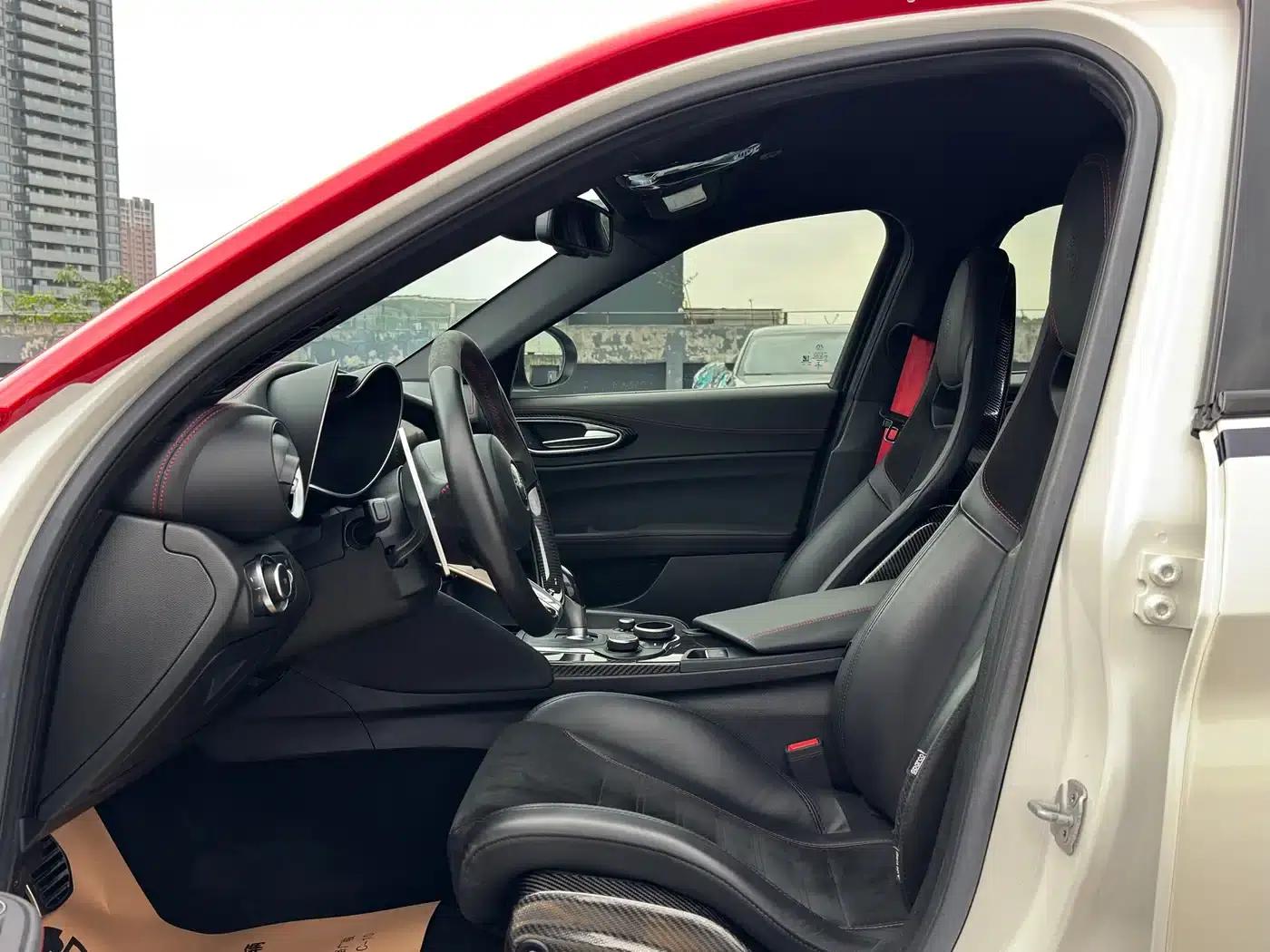 Giulia Juliet 2019 2.9T 510HP F1 Limited Edition — миниатюра 10