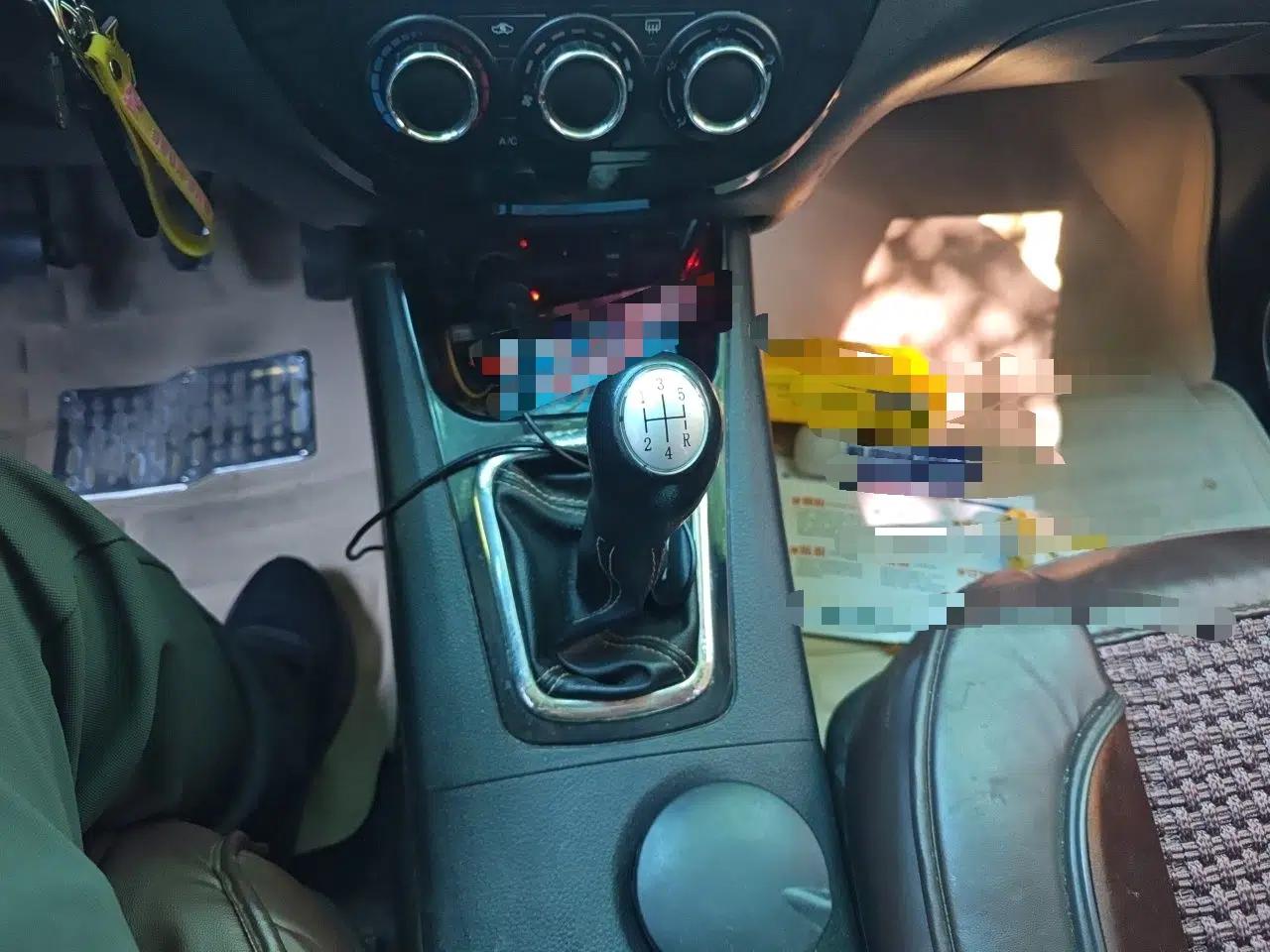 FORTHING Joyear X3 2015 1.5L Luxury Model — миниатюра 15