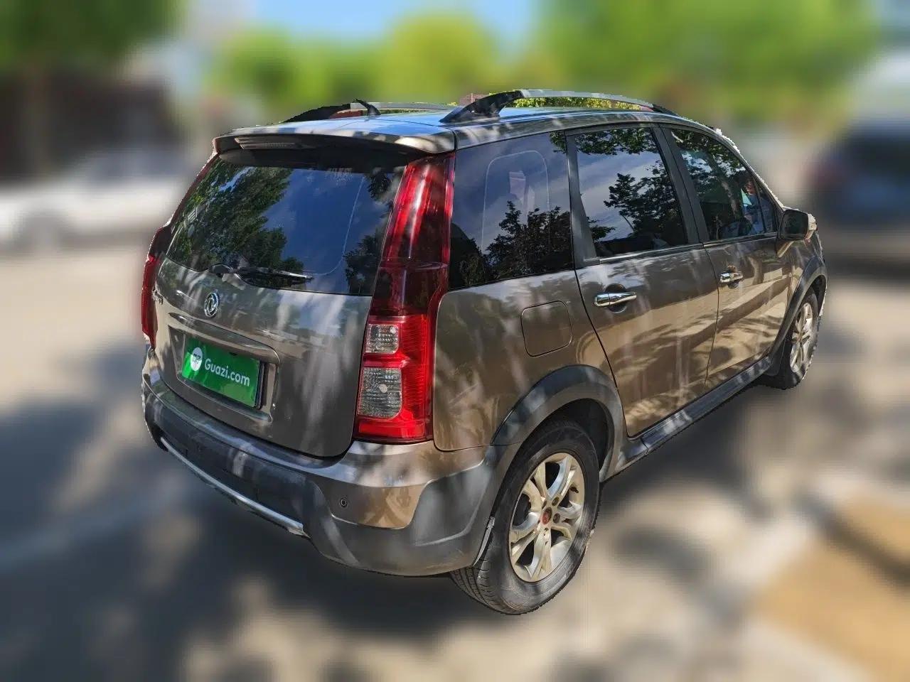 FORTHING Joyear X3 2015 1.5L Luxury Model — миниатюра 6