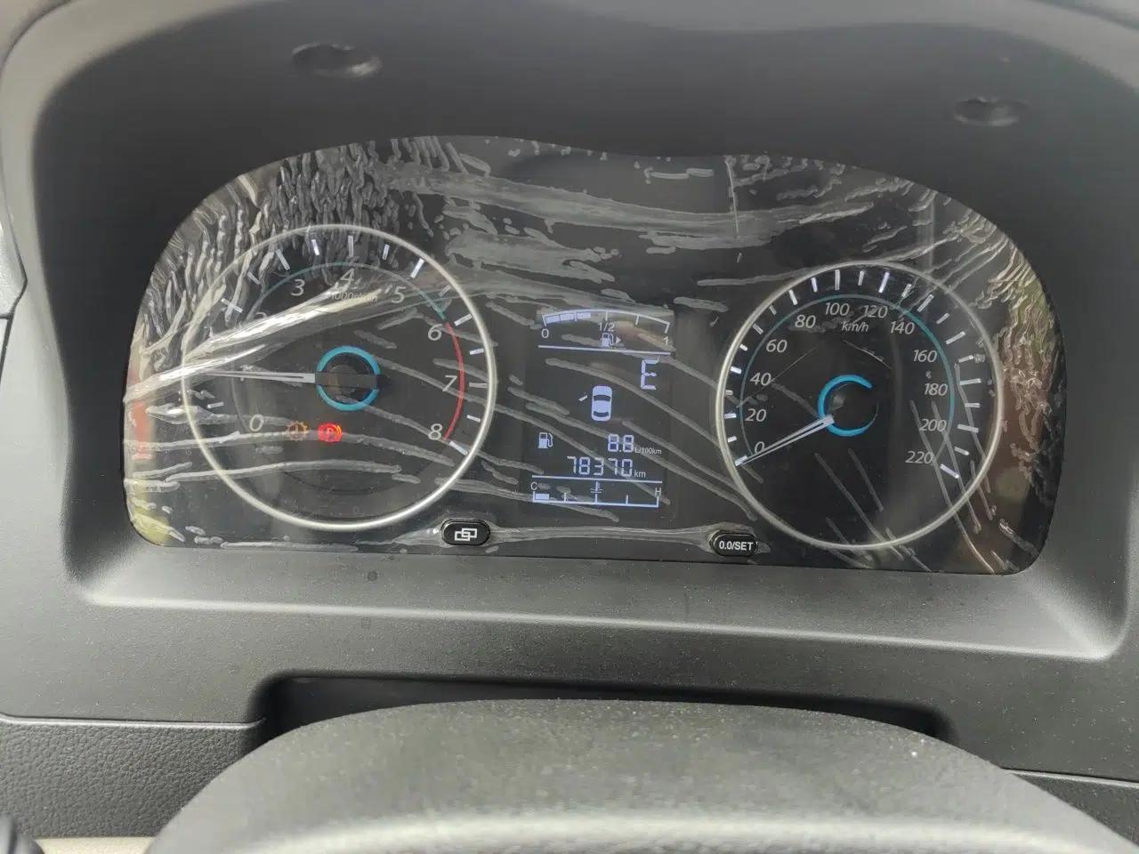 FORTHING Joyear XV 2016 1.6L CVT Luxury Model — миниатюра 12