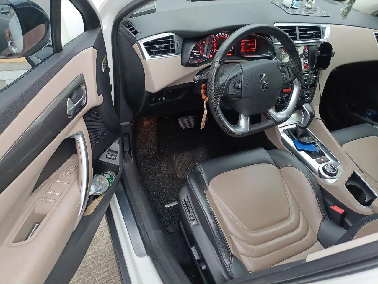 DS 6 2016 1.6T Luxury Edition THP160 — миниатюра 17