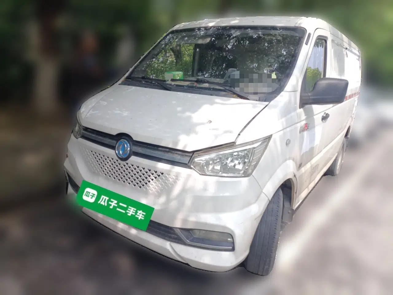 Dongfeng Yufeng EM26 2023 Standard Edition 41.472 kWh Henan Lithium Power — миниатюра 1