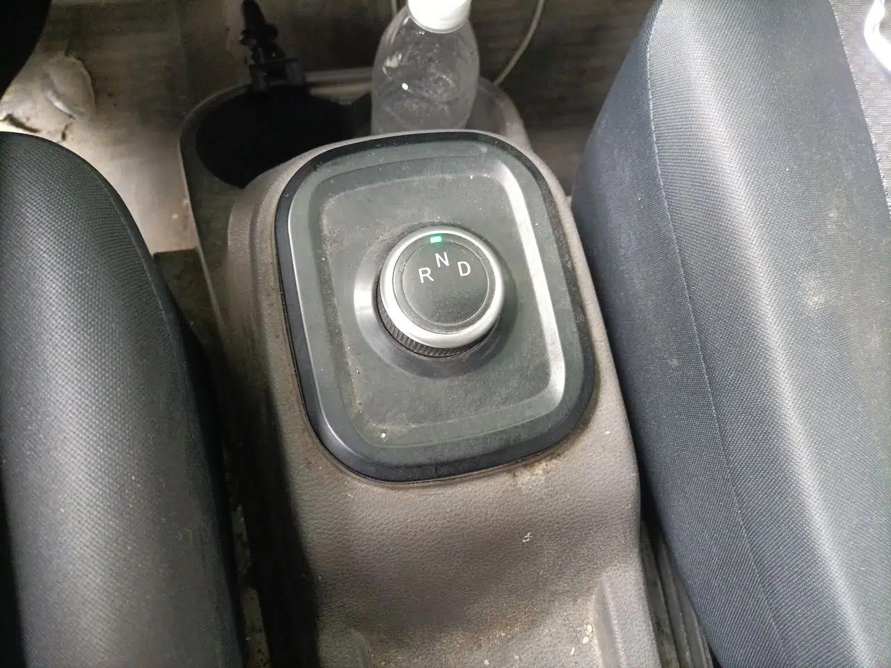 Dongfeng Yufeng EM26 2023 Standard Edition 41.472 kWh Henan Lithium Power — миниатюра 15