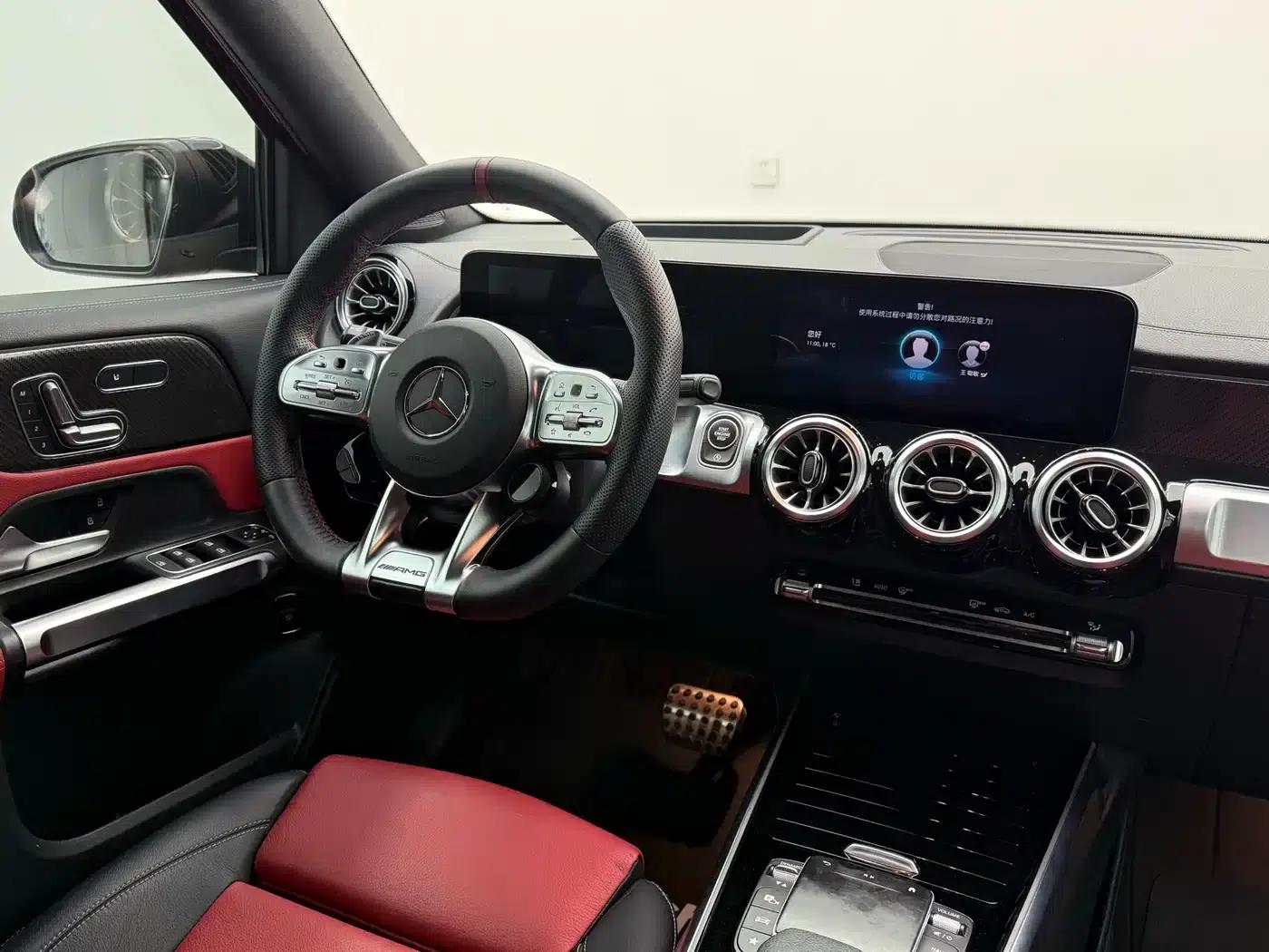 2022 Mercedes-Benz GLB AMG 35 4MATIC — миниатюра 18