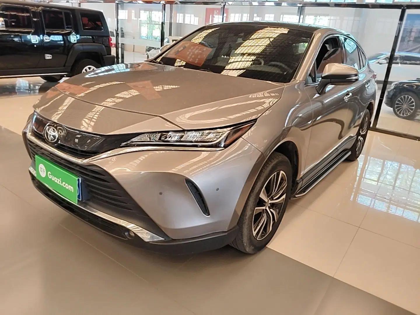 Toyota Harrier 2022 2.0L CVT Two-Wheel Drive Entry Version — миниатюра 1