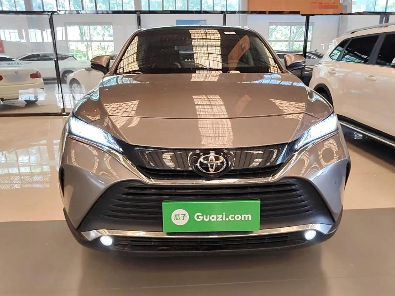 Toyota Harrier 2022 2.0L CVT Two-Wheel Drive Entry Version — миниатюра 2
