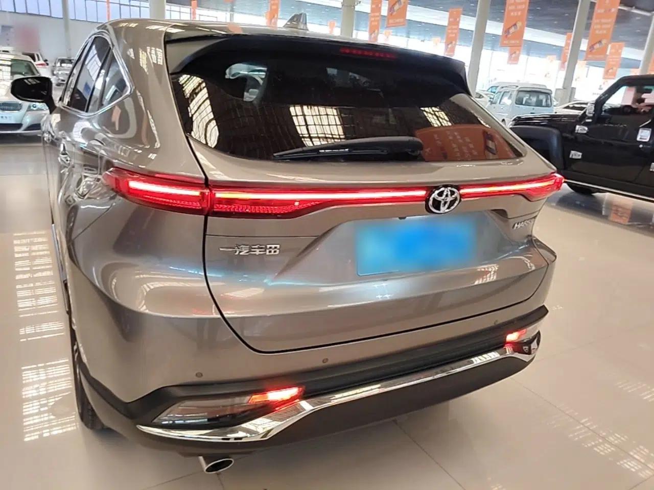 Toyota Harrier 2022 2.0L CVT Two-Wheel Drive Entry Version — миниатюра 5