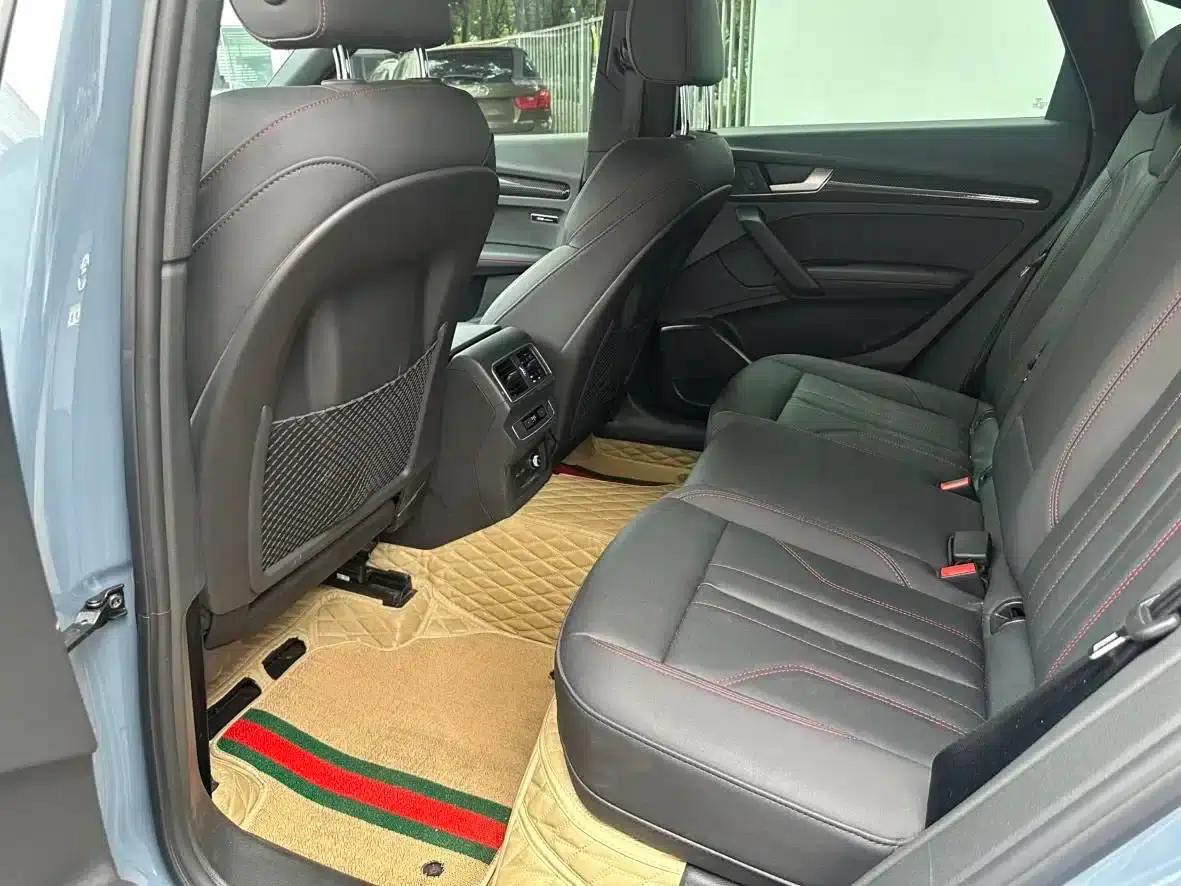 Audi Q5L Sportback 2022 40 TFSI RS Package (Sports Edition) — миниатюра 17