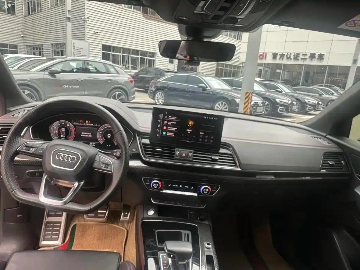 Audi Q5L Sportback 2022 40 TFSI RS Package (Sports Edition) — миниатюра 19