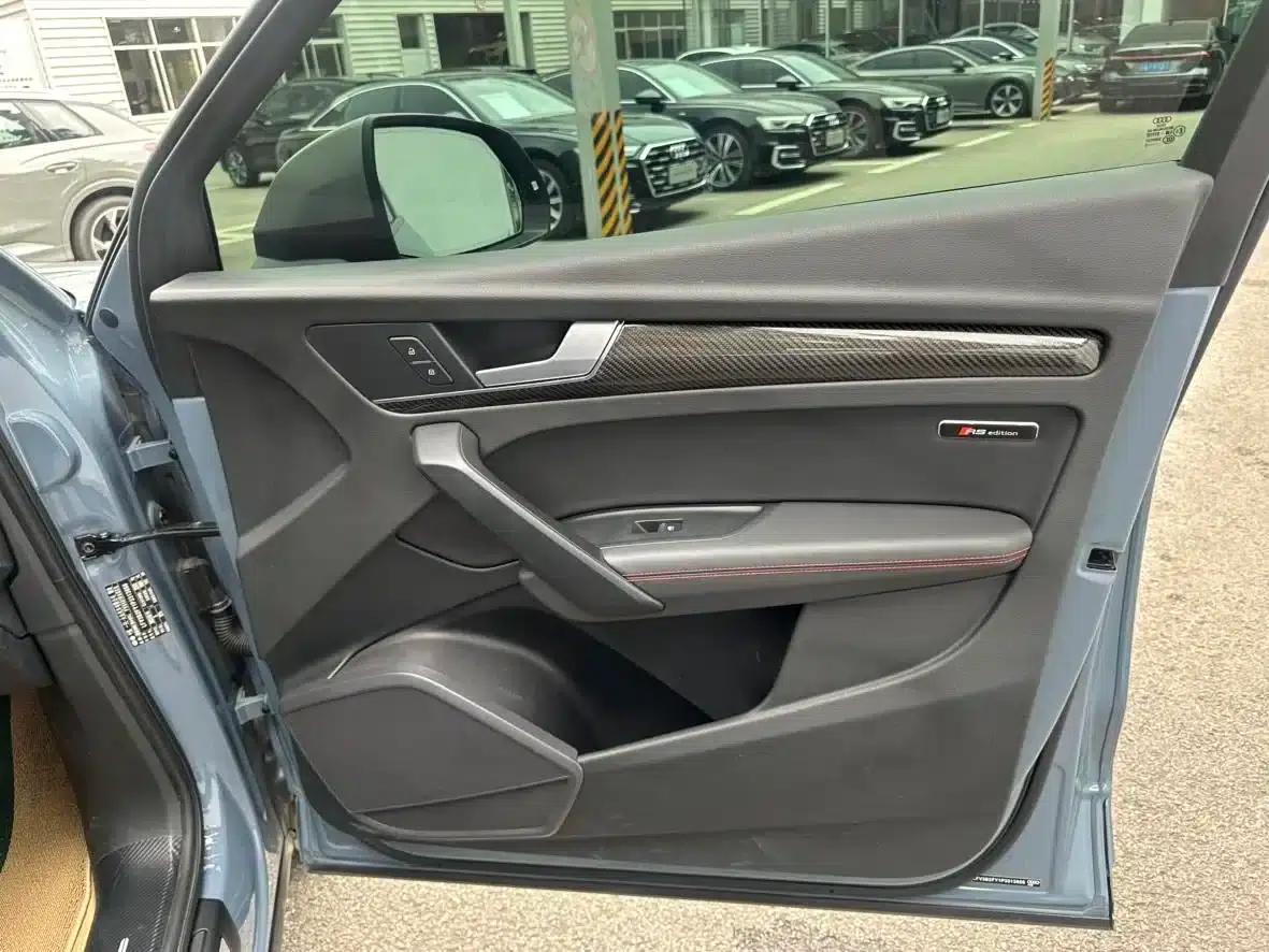 Audi Q5L Sportback 2022 40 TFSI RS Package (Sports Edition) — миниатюра 28
