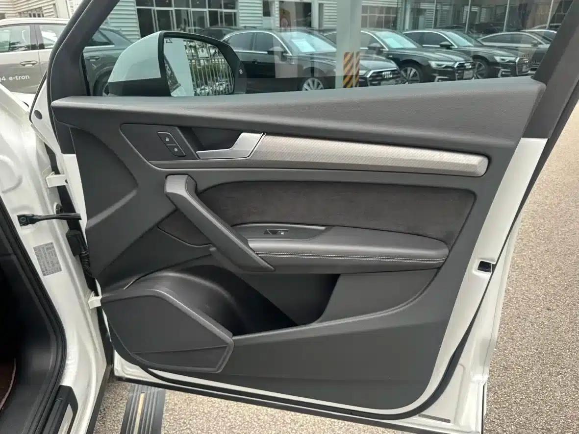 Audi Q5L Sportback 2021 40 TFSI Luxury — миниатюра 34