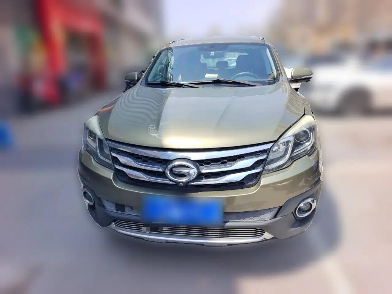 GAC Trumpchi GS5 Super 2015 2.0L Automatic Two-Wheel Drive Luxury Navigation Edition — миниатюра 2