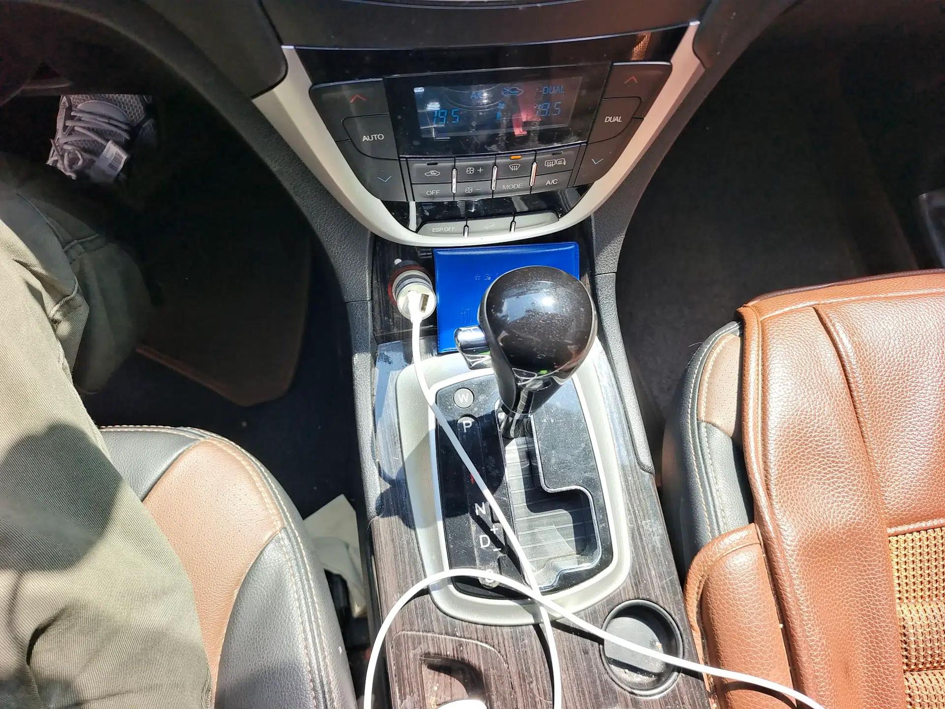 GAC Trumpchi GS5 Super 2015 2.0L Automatic Two-Wheel Drive Luxury Navigation Edition — миниатюра 15