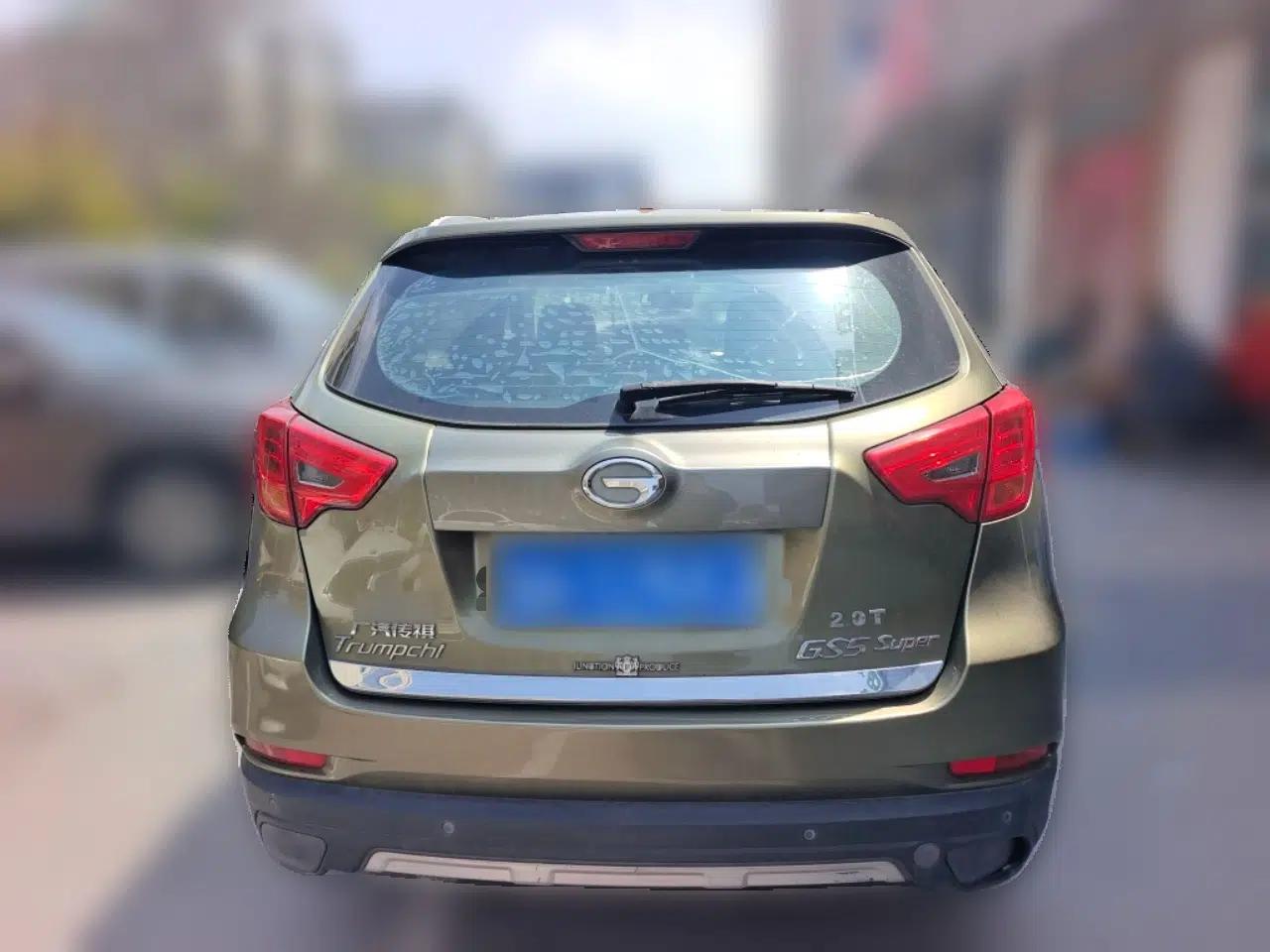 GAC Trumpchi GS5 Super 2015 2.0L Automatic Two-Wheel Drive Luxury Navigation Edition — миниатюра 5
