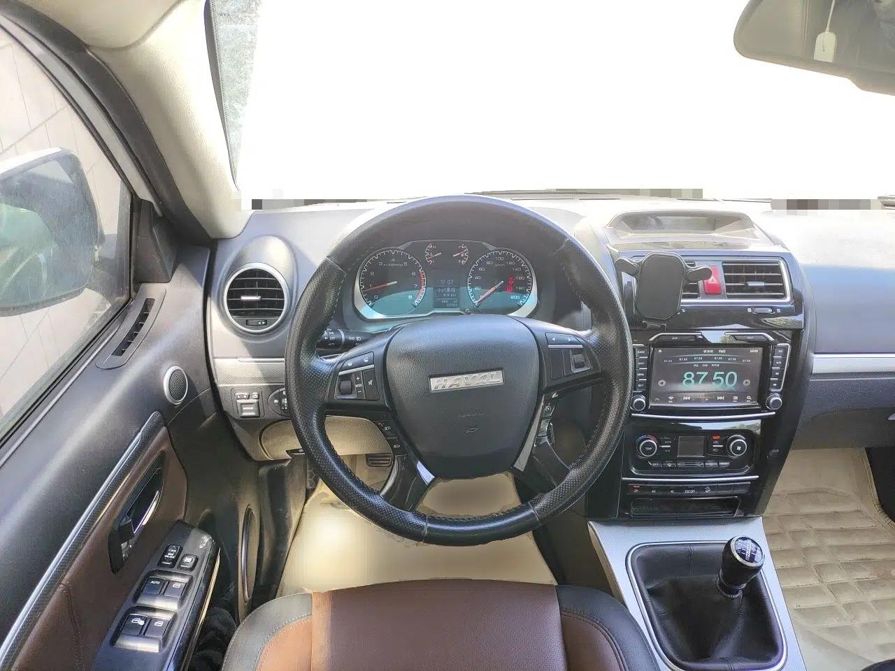 Haval H5 Classic 2016 Classic Edition 2.0T Manual 4x4 Elite Model — миниатюра 11
