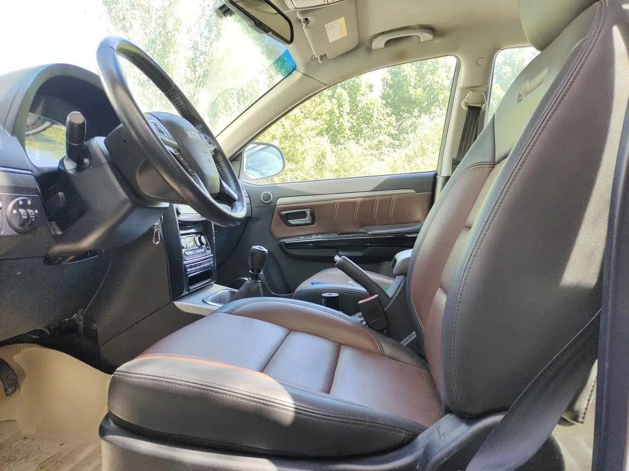 Haval H5 Classic 2016 Classic Edition 2.0T Manual 4x4 Elite Model — миниатюра 16