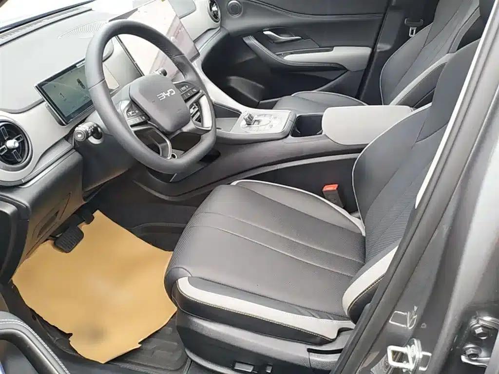 Hiace 05 DM-i 2025 DM-i Intelligent Driving Edition 115KM Flagship Model — миниатюра 15