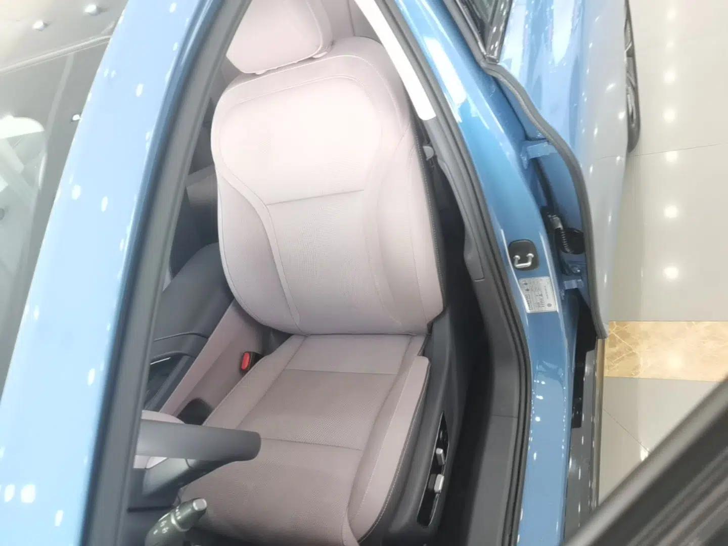 Hongqi Tiangong 05 2025 750 Smart Selection — миниатюра 18