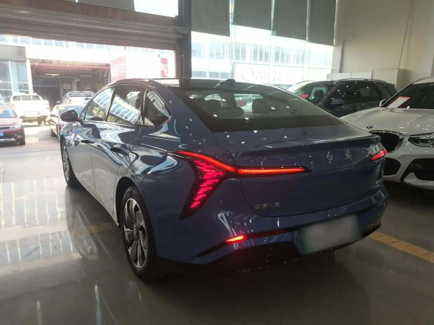 Hongqi Tiangong 05 2025 750 Smart Selection — миниатюра 4