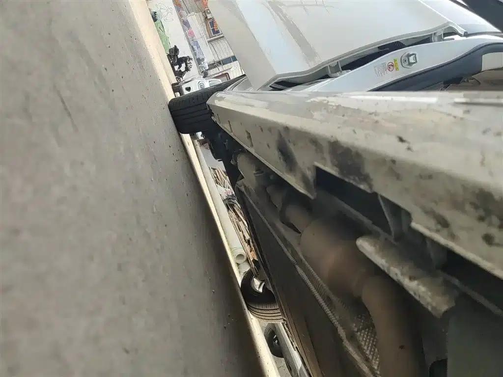 Song MAX New Energy 2022 DM-i 105KM Flagship Edition — миниатюра 23