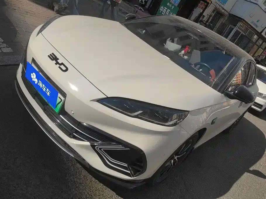 Seal 06 DM-i Touring Edition 2025 DM-i 80KM Premium — миниатюра 1