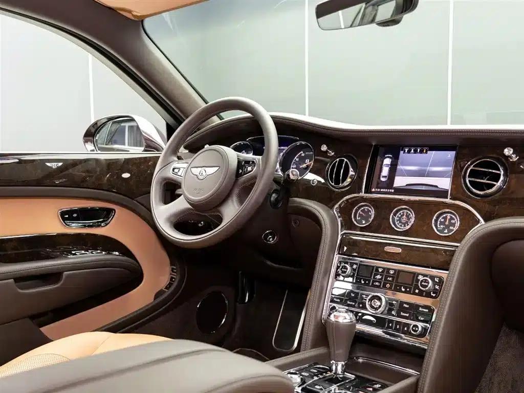 Mulsanne 2017 6.8T Long Wheelbase — миниатюра 19