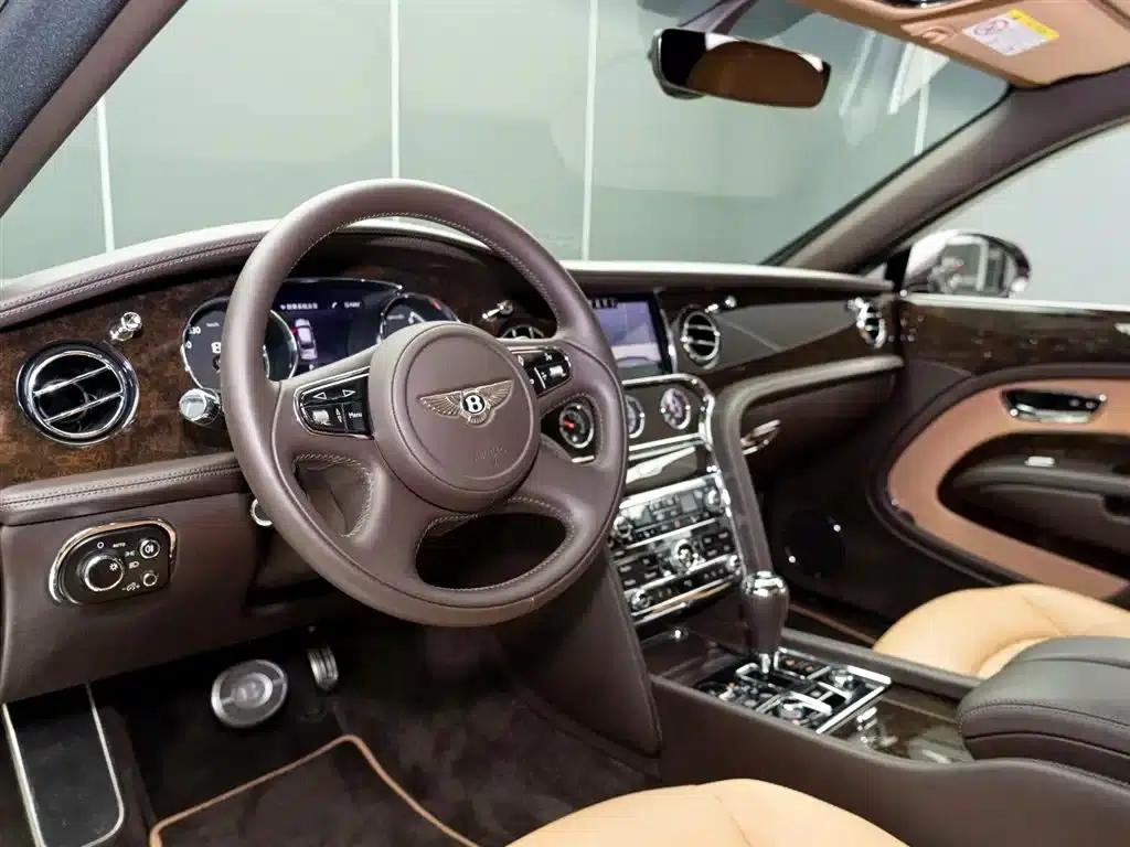 Mulsanne 2017 6.8T Long Wheelbase — миниатюра 9