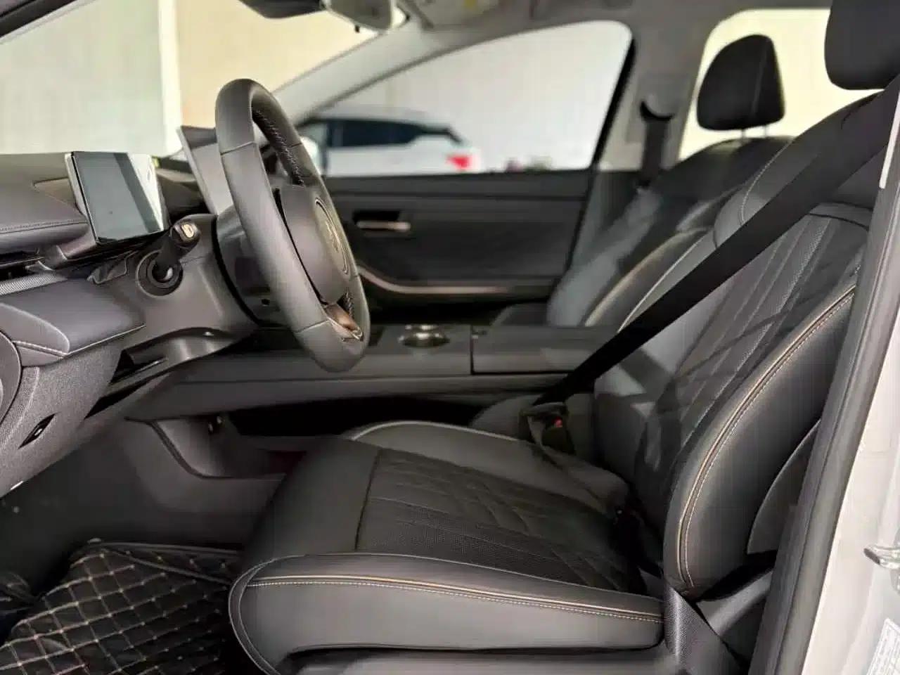 Baojun Enjoy 2025 Plug-in Hybrid 140km/h Luxury Edition — миниатюра 12