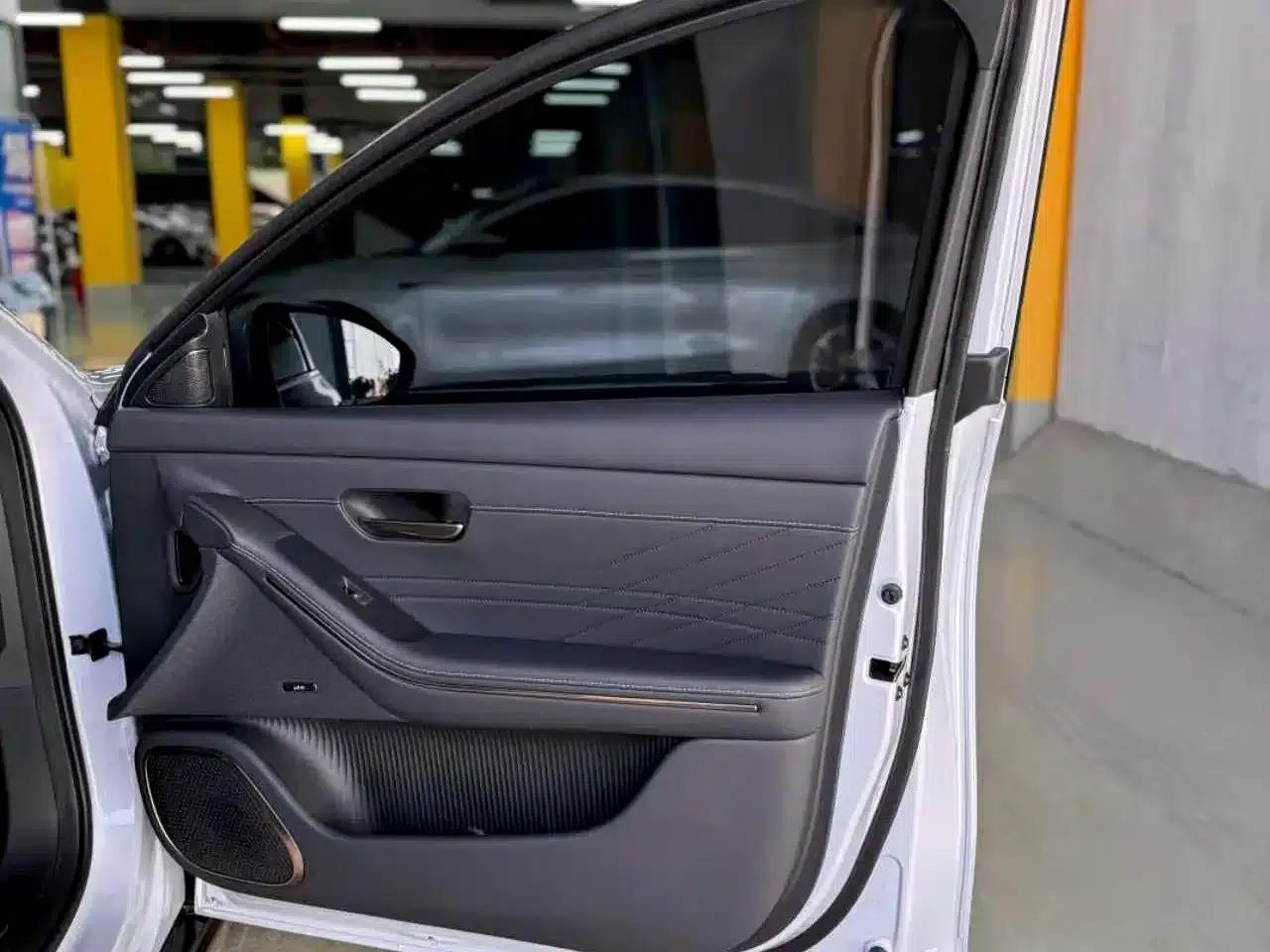 Baojun Enjoy 2025 Plug-in Hybrid 140km/h Luxury Edition — миниатюра 26