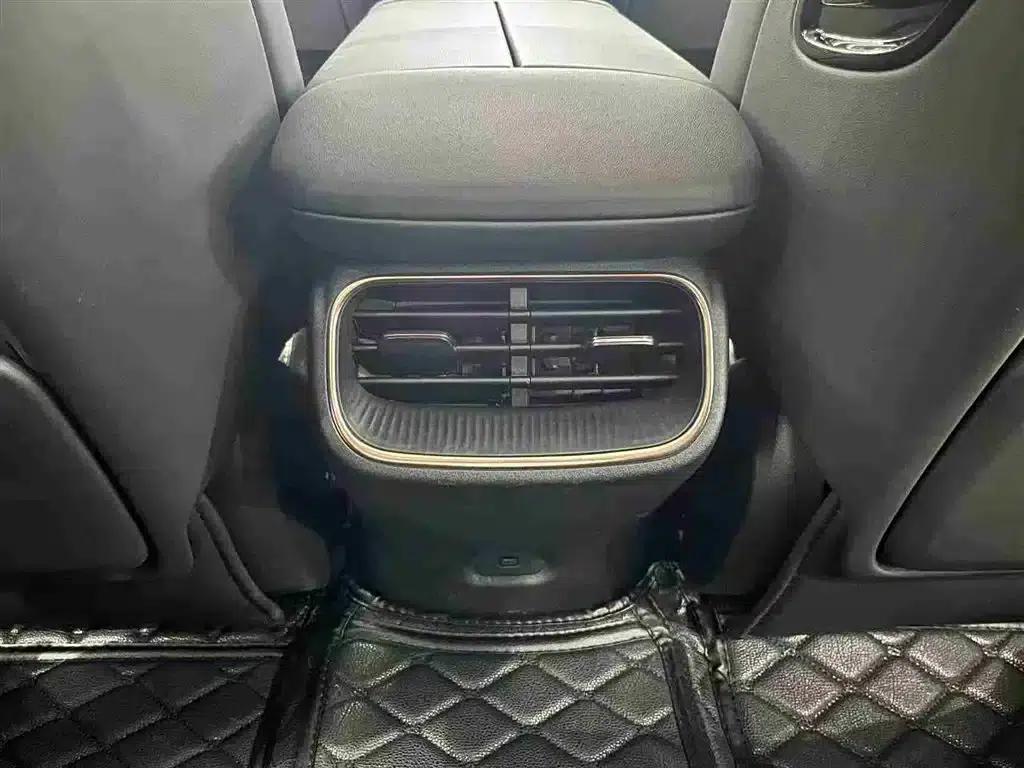 Baojun Enjoy 2025 Pure Electric 600km Luxury Edition — миниатюра 26