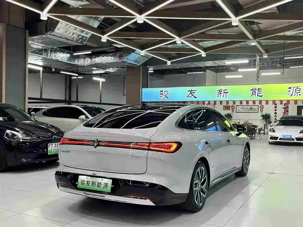 Baojun Enjoy 2025 Pure Electric 600km Luxury Edition — миниатюра 4