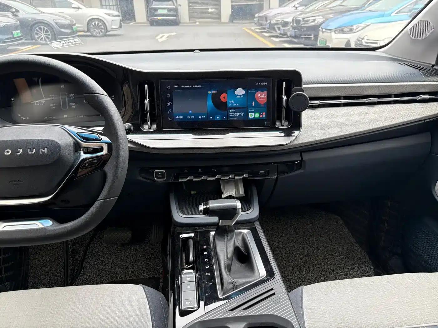 Baojun RM-5 2019 1.5T CVT 24-hour online luxury 6-seater — миниатюра 11
