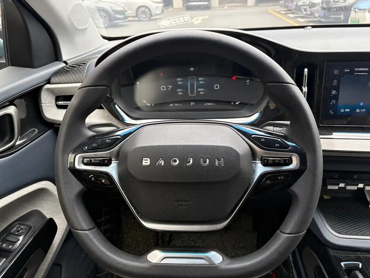 Baojun RM-5 2019 1.5T CVT 24-hour online luxury 6-seater — миниатюра 12