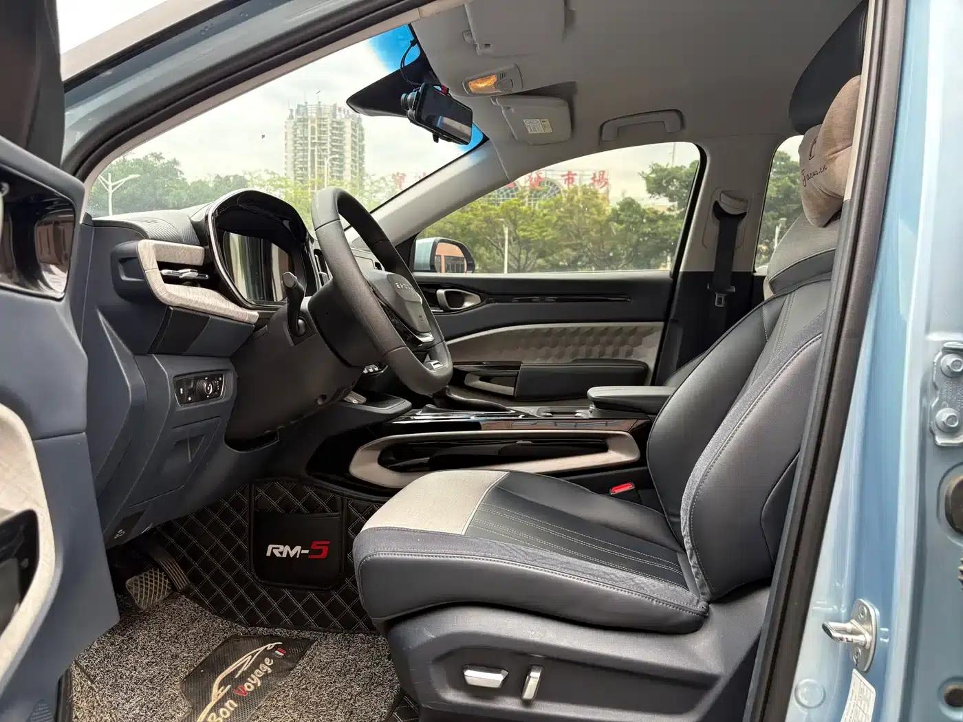 Baojun RM-5 2019 1.5T CVT 24-hour online luxury 6-seater — миниатюра 7