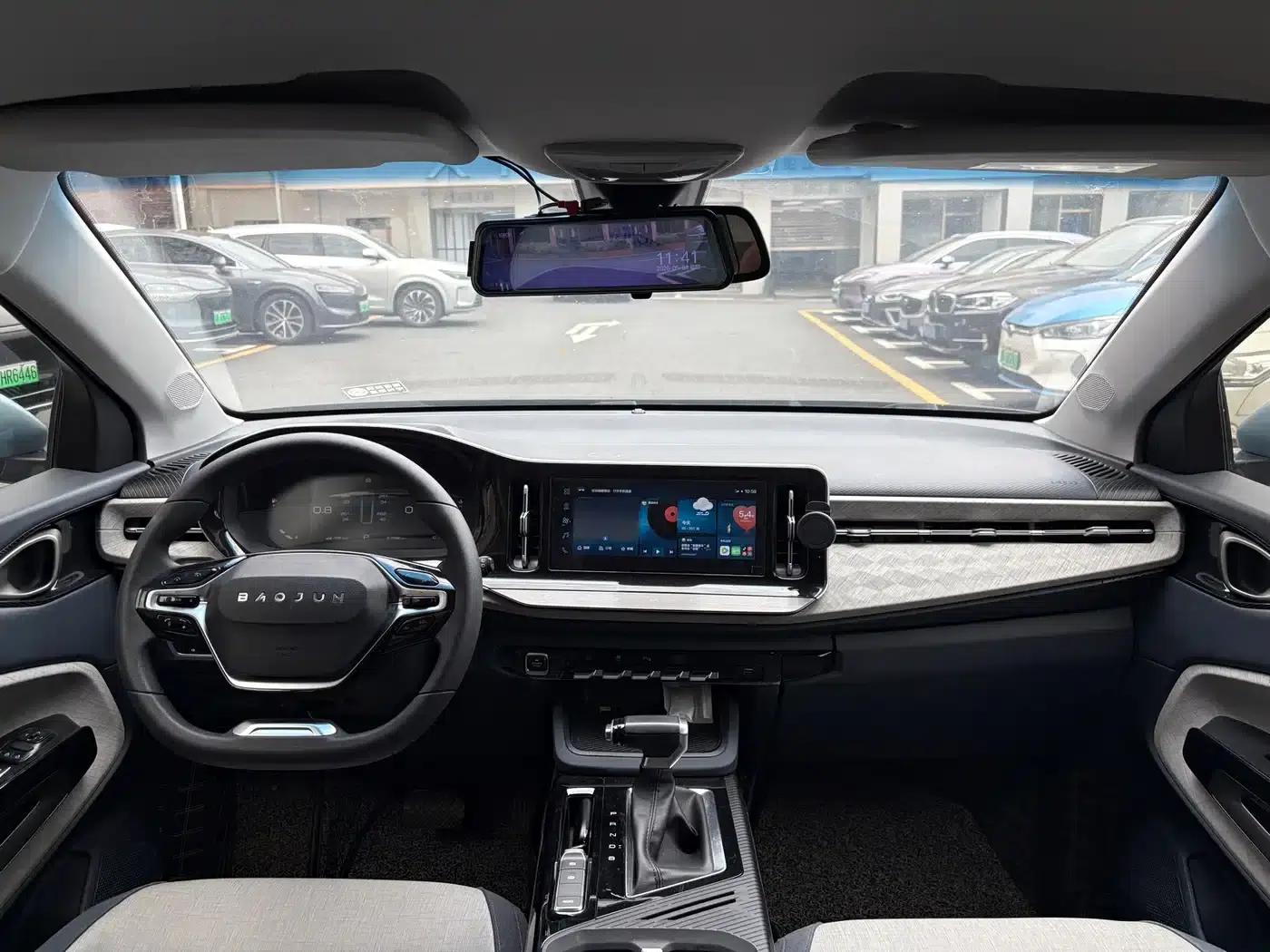 Baojun RM-5 2019 1.5T CVT 24-hour online luxury 6-seater — миниатюра 9
