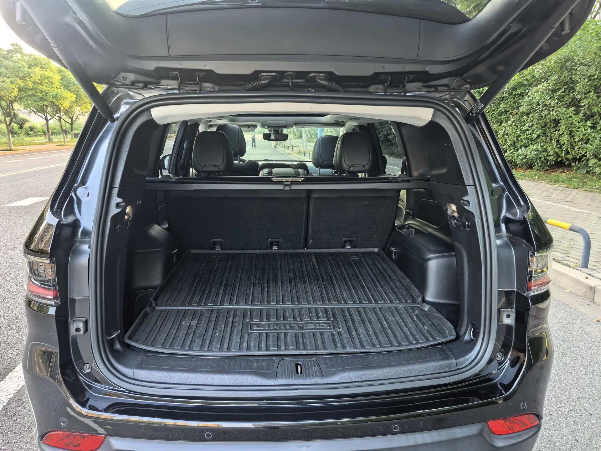 Jeep Commander 2018 2.0T Two-Wheel Drive Enjoyment Version China VI Emission Standard — миниатюра 22