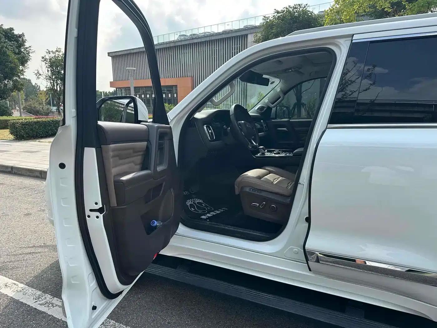 Beijing BJ60 2023 2.0T Thousand Mile Edition (5-seater) — миниатюра 5