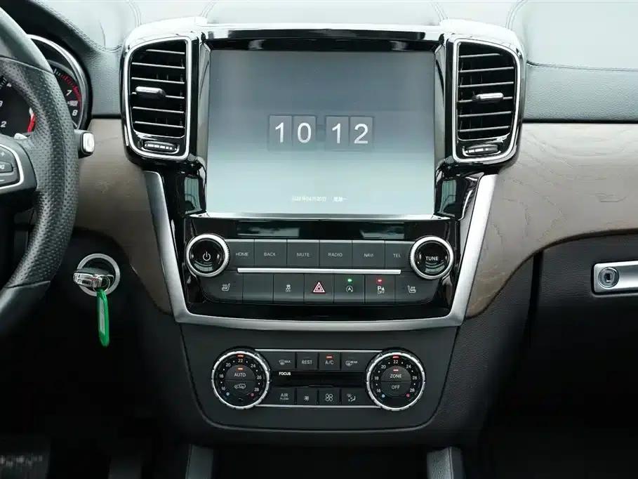Beijing BJ90 2021 4.0T Premium Edition — миниатюра 21