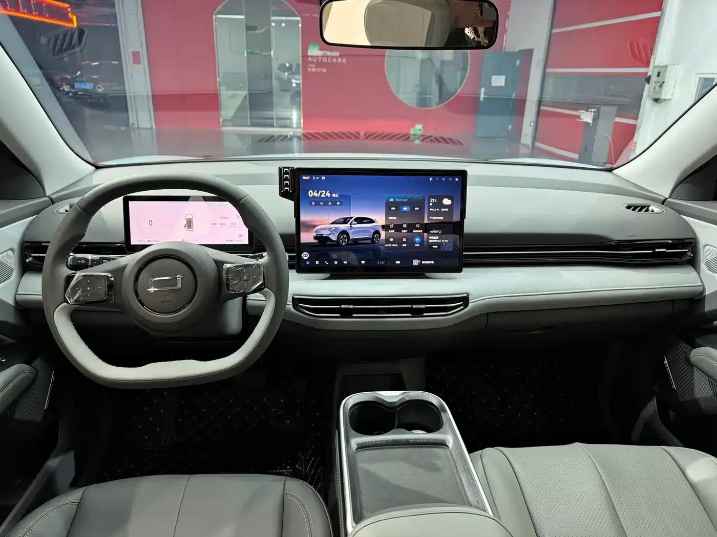 Yueyi 03 2025 Model 565km Enjoy Edition — миниатюра 12