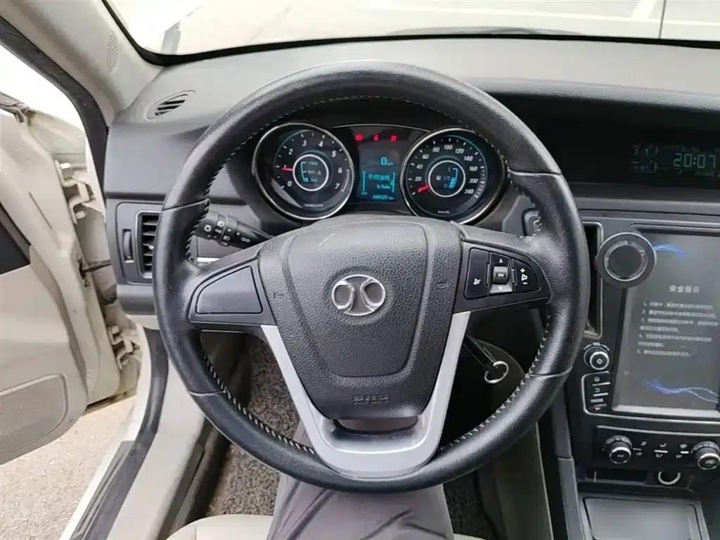 2014 Senova D50 1.5L Manual Comfort Edition — миниатюра 11