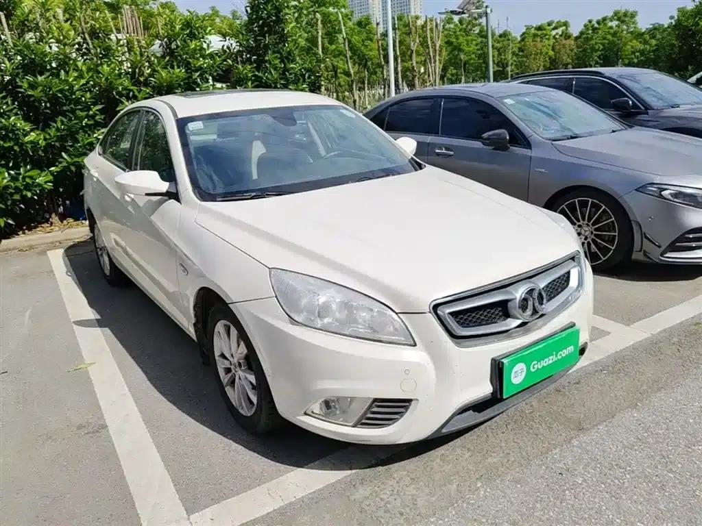 2014 Senova D50 1.5L Manual Comfort Edition — миниатюра 4