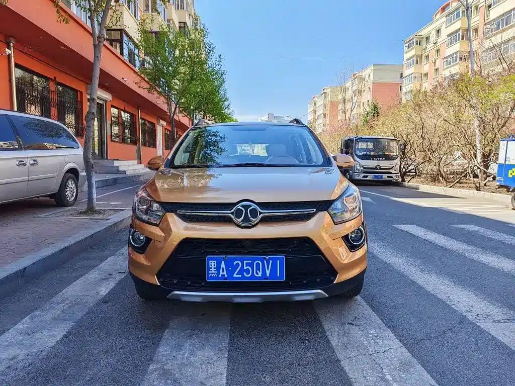2015 Senova X25 1.5L Automatic Elite — миниатюра 2