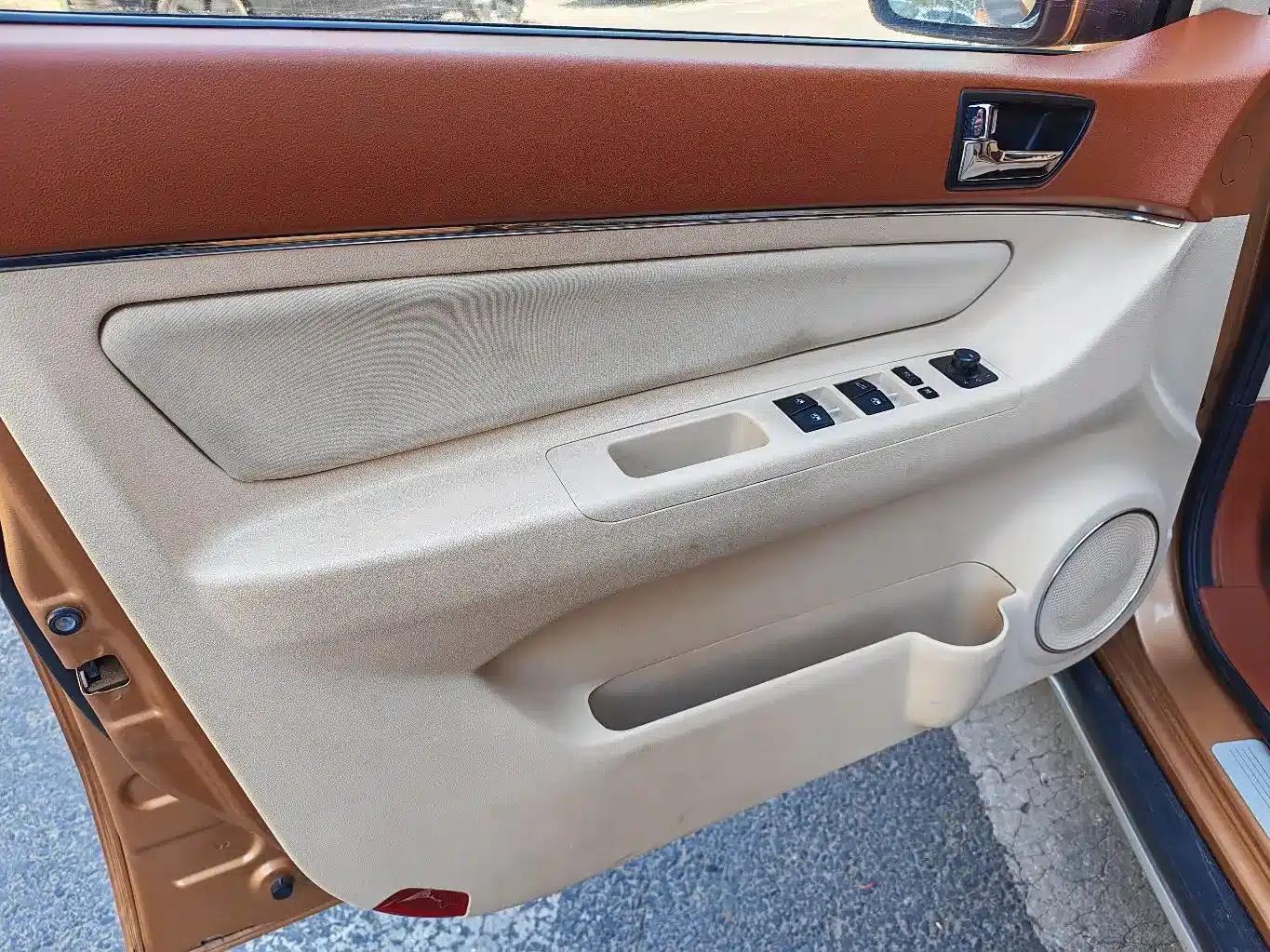 2015 Senova X25 1.5L Automatic Elite — миниатюра 11
