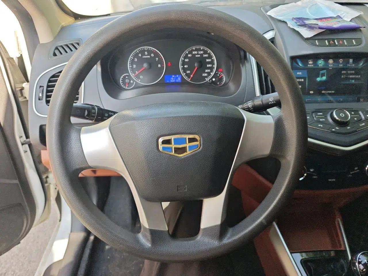Geely Auto Diamond 2017 1.5L Manual Value-Added Model — миниатюра 11