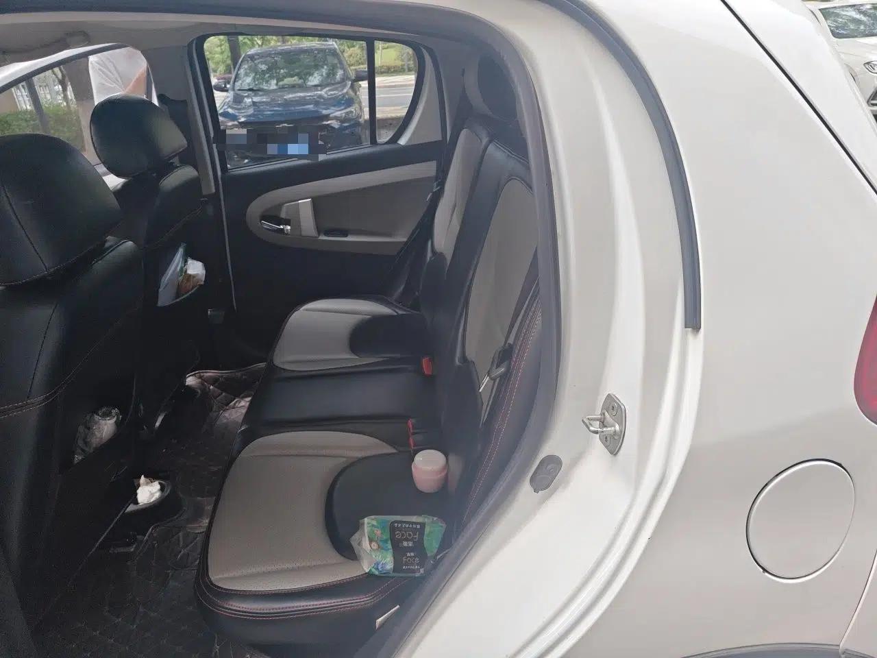 Geely Auto Panda Classic 2015 1.5L Automatic Cool & Fun Edition — миниатюра 18