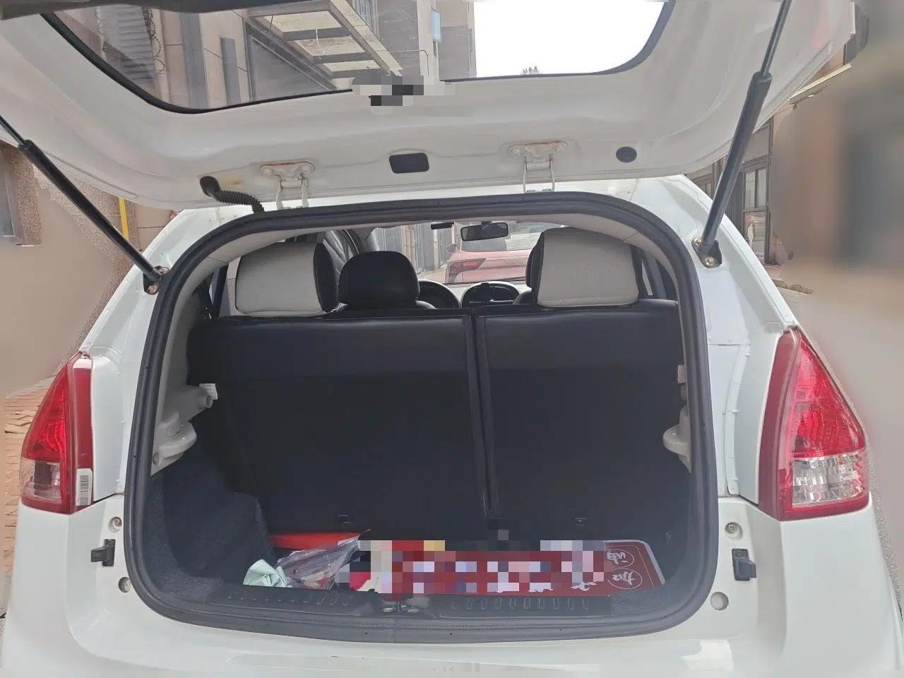 Geely Auto Panda Classic 2015 1.5L Automatic Cool & Fun Edition — миниатюра 20