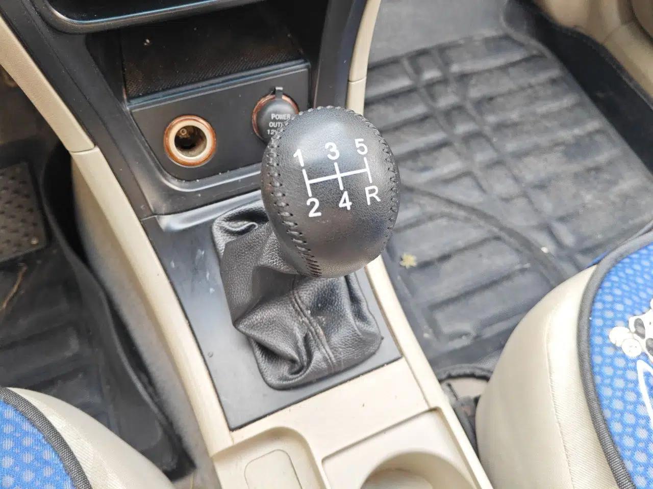 Geely Auto Ocean 2014 1.5L Manual Elite Model — миниатюра 15