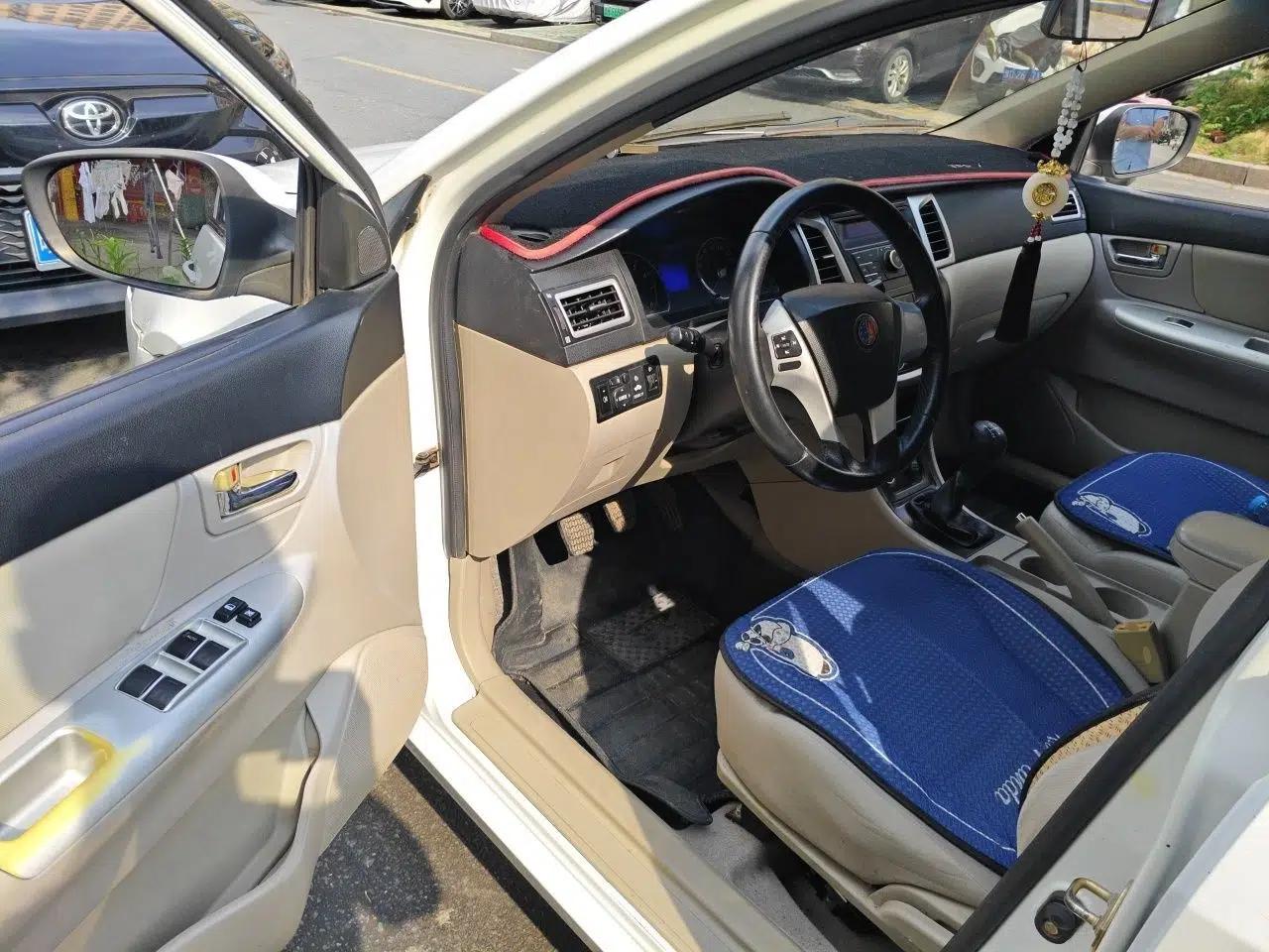 Geely Auto Ocean 2014 1.5L Manual Elite Model — миниатюра 17