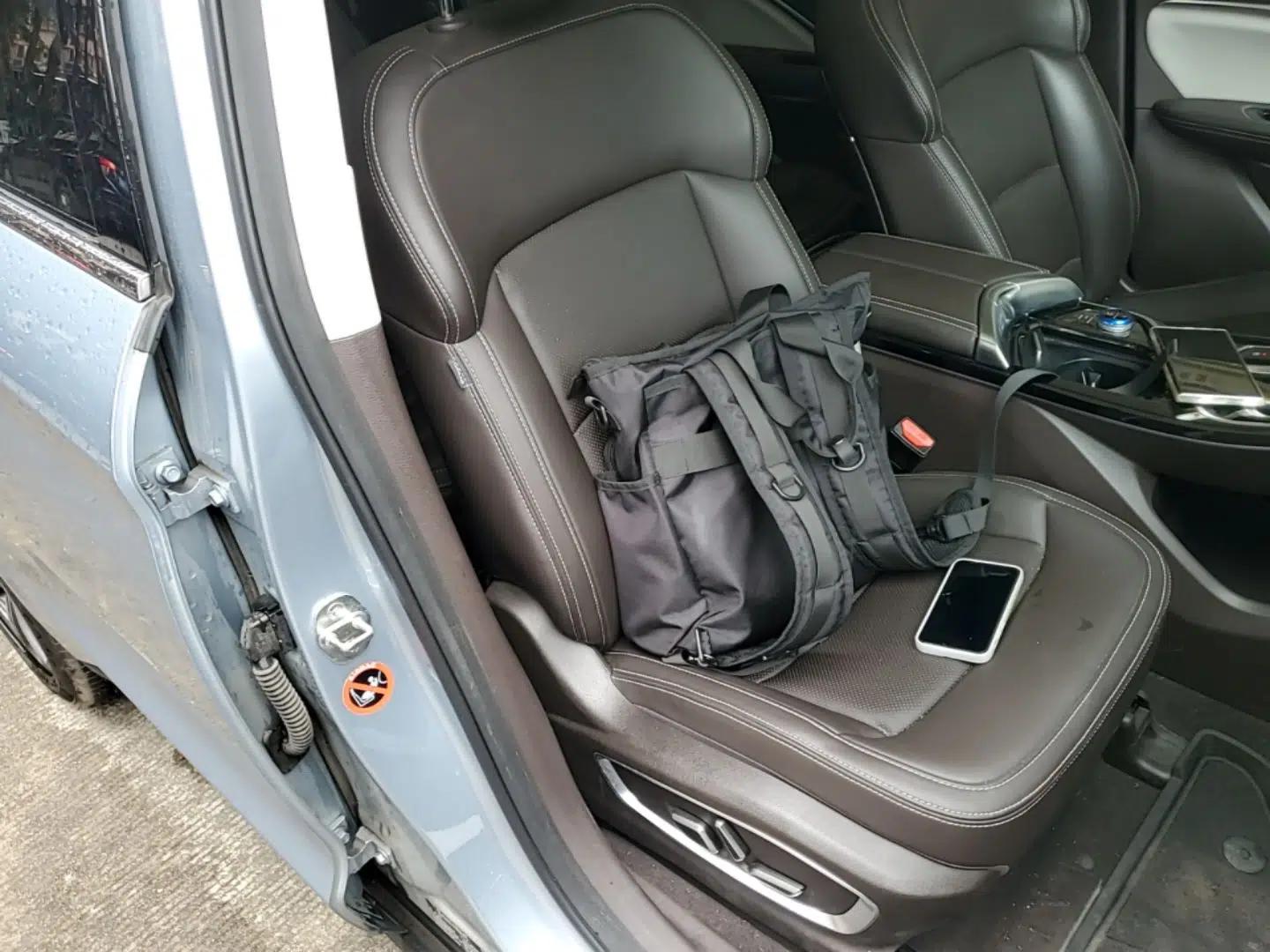 Geely Auto Jiajie New Energy 2021 ePro 1.5TD PHEV Deluxe Model — миниатюра 23